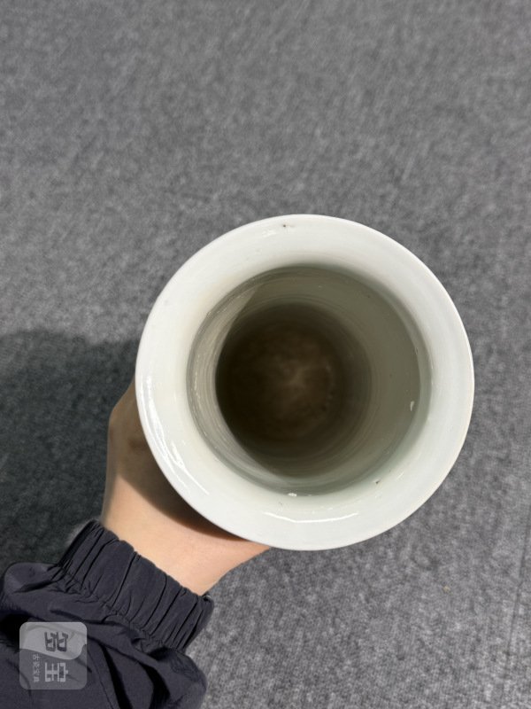 清晚期青花缠枝花卉纹帽筒 - 图5
